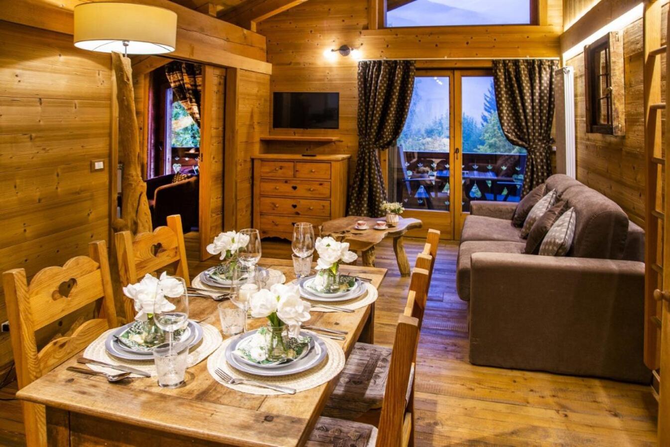 Bijoux Des Alpes - Mont Blanc Village La Salle Esterno foto